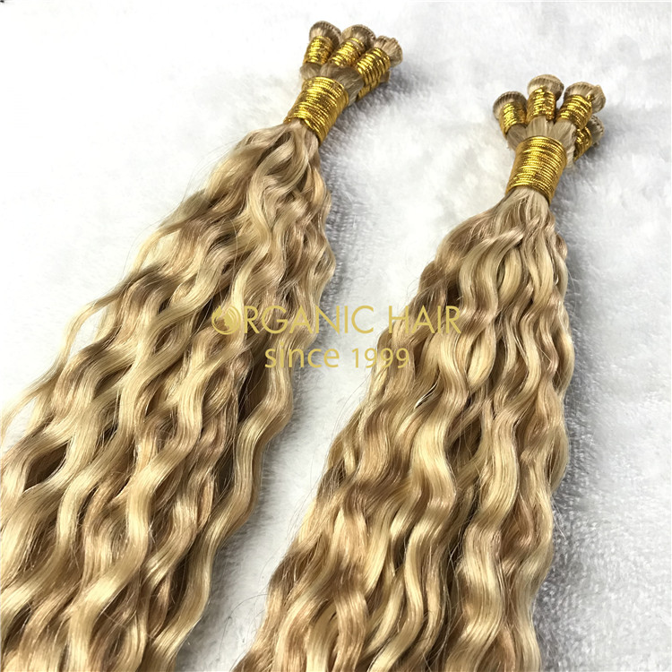 Human hand tied weft piano color #18/22 Curly X200